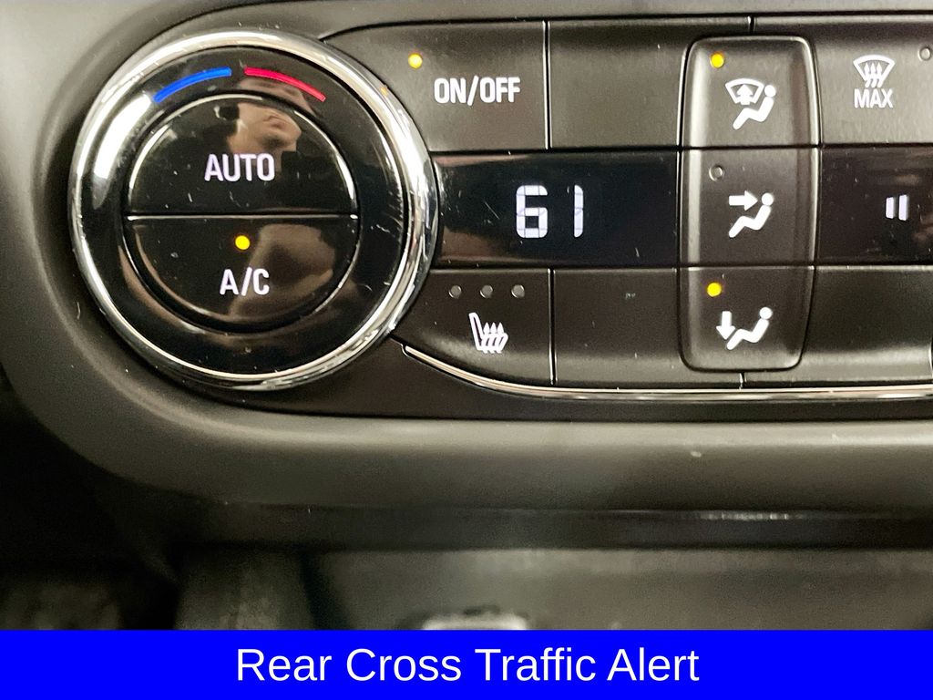 2021 Chevrolet Trailblazer LT photo 19
