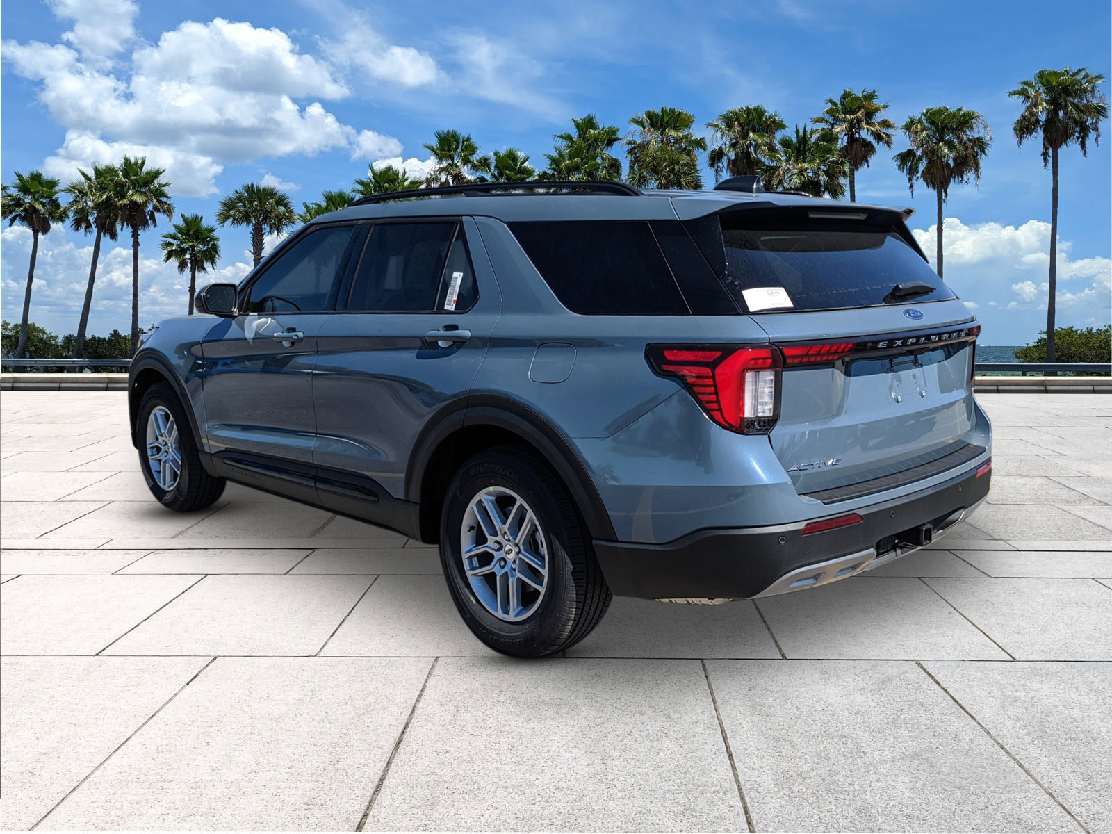 2026 Ford Explorer photo 4