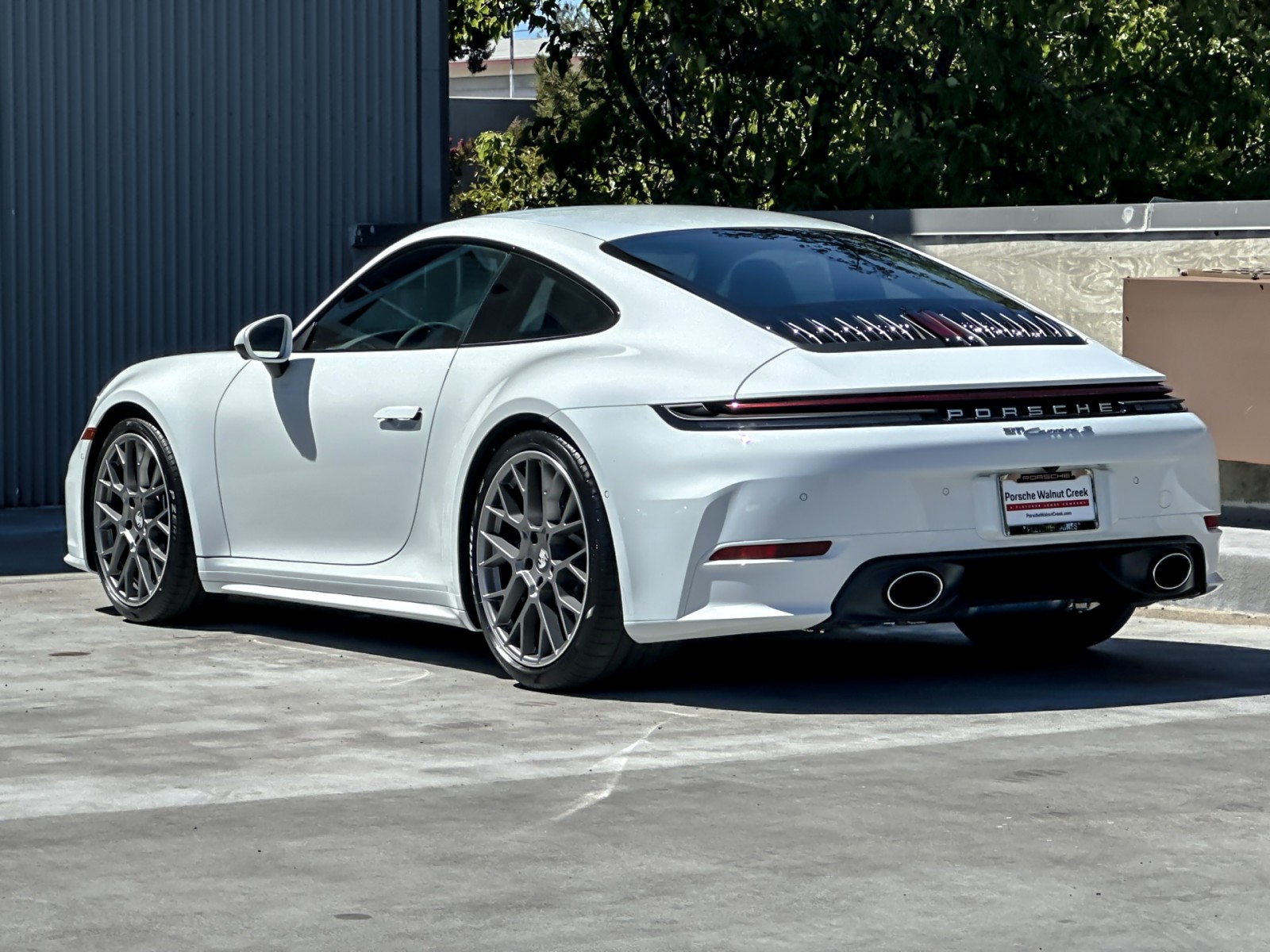 2025 Porsche 911 S photo 4