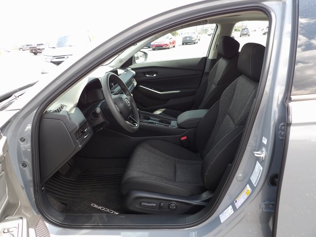 2025 Honda Accord SE photo 11