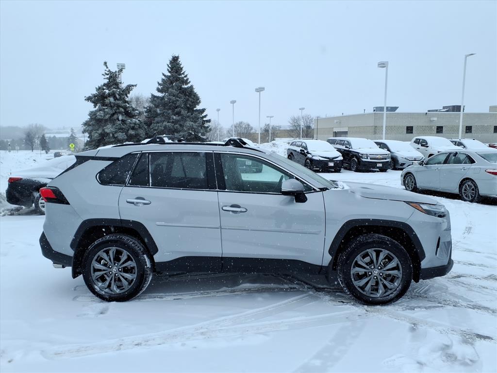 Used 2024 Toyota RAV4 Limited with VIN 2T3D6RFVXRW083274 for sale in Burnsville, Minnesota