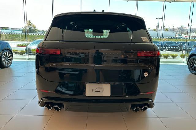 2024 Land Rover Range Rover Sport photo 4