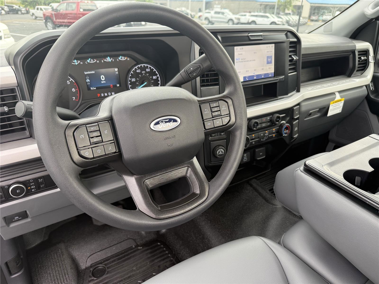 2025 Ford F-250 XL photo 2