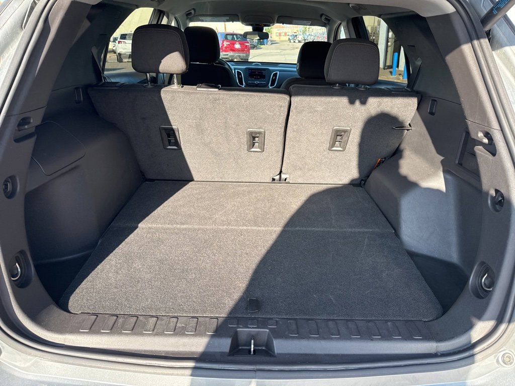 2024 Chevrolet Equinox LT photo 31
