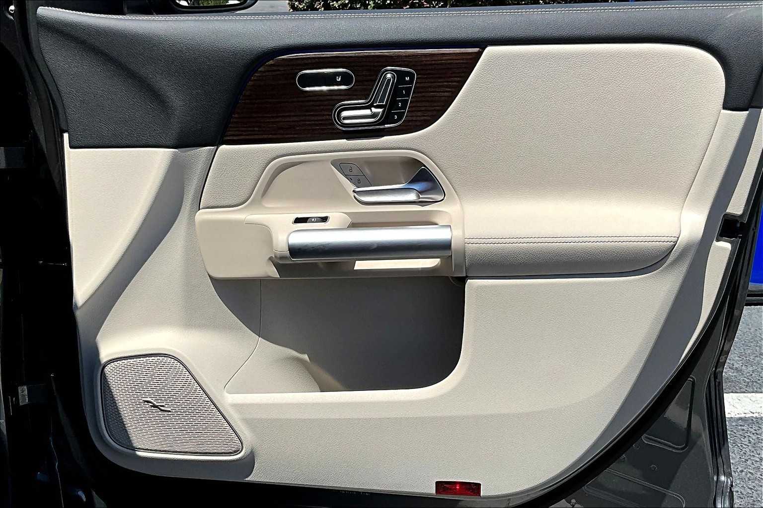 2025 Mercedes Benz GLA 250 photo 20