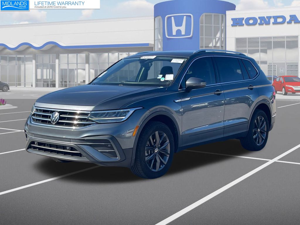 2022 Volkswagen Tiguan SE photo 3