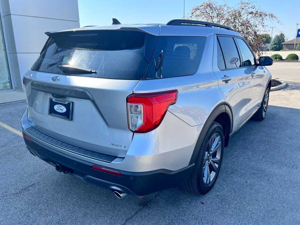 2022 Ford Explorer XLT photo 39