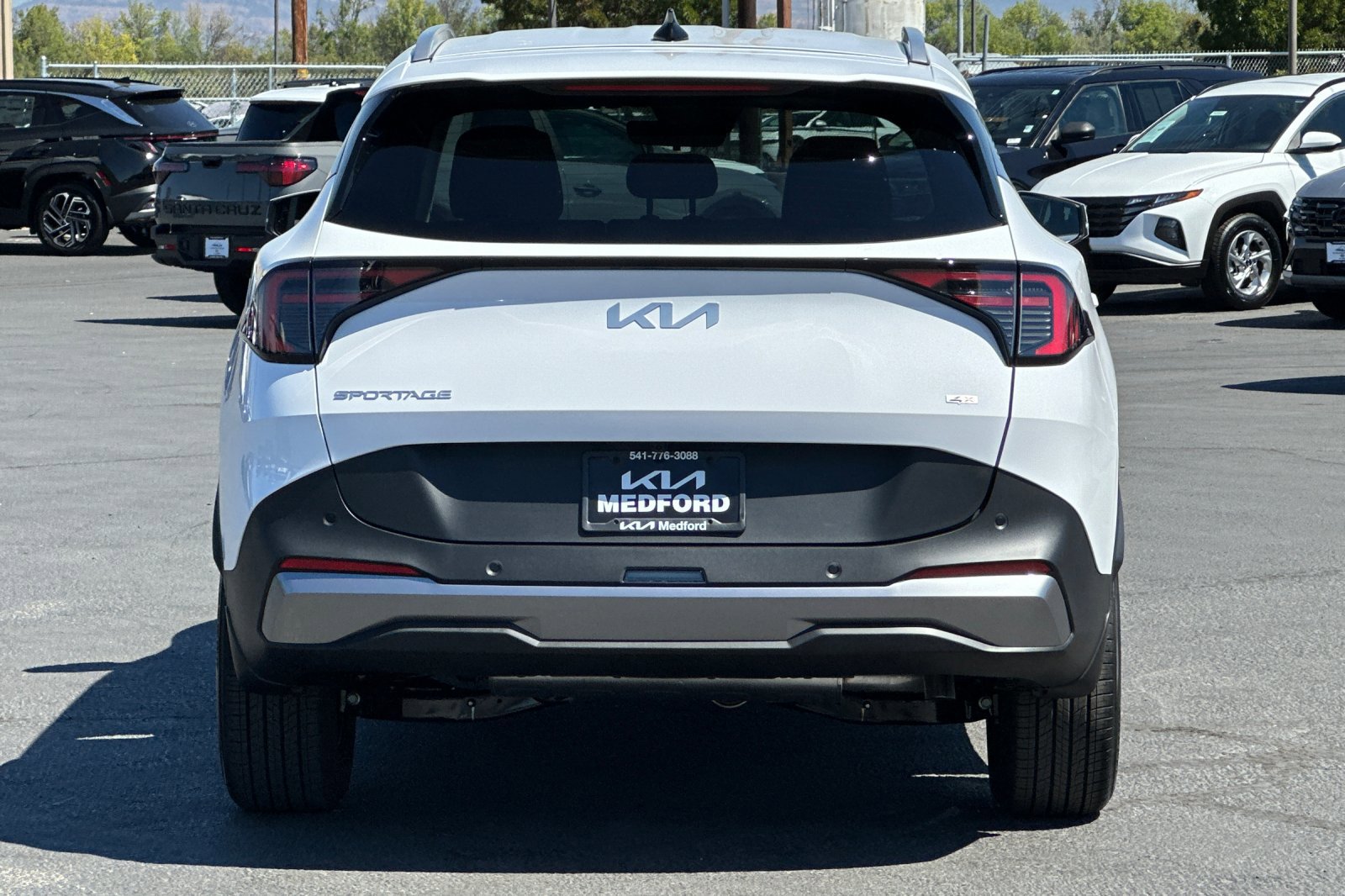 2026 Kia Sportage EX photo 4