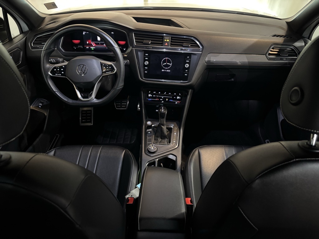2022 Volkswagen Tiguan SE R-Line Black photo 8