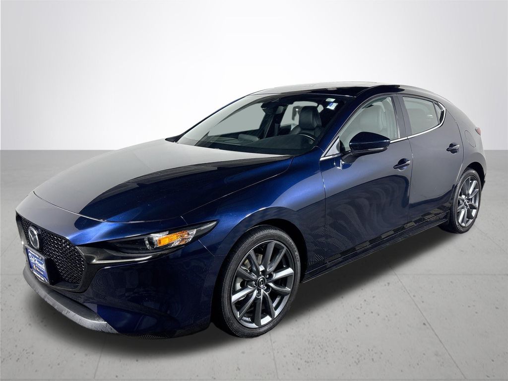 2022 Mazda Mazda3 Preferred photo 2