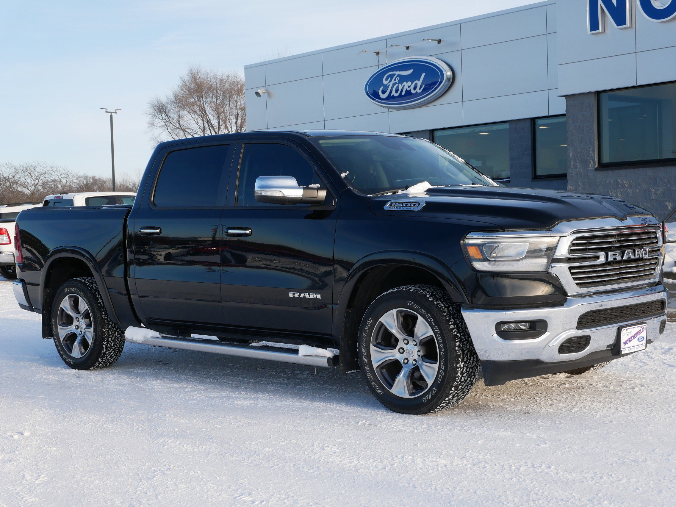 Used 2022 RAM Ram 1500 Pickup Laramie with VIN 1C6SRFJT8NN428376 for sale in Northfield, Minnesota