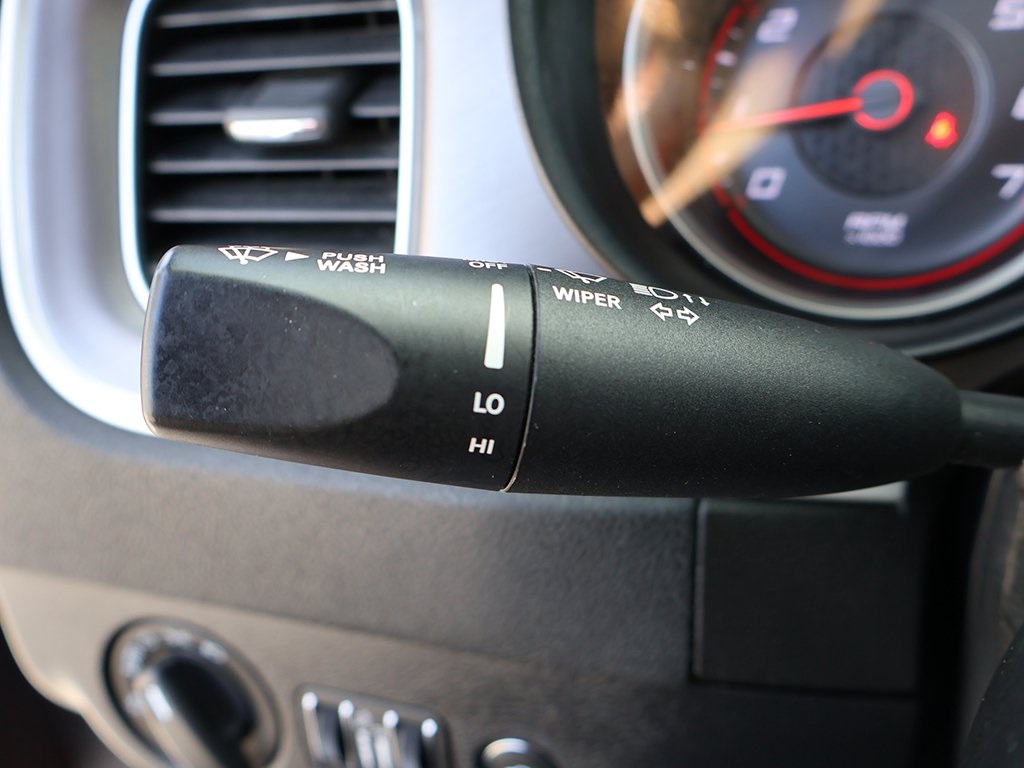 2022 Dodge Charger SXT photo 35