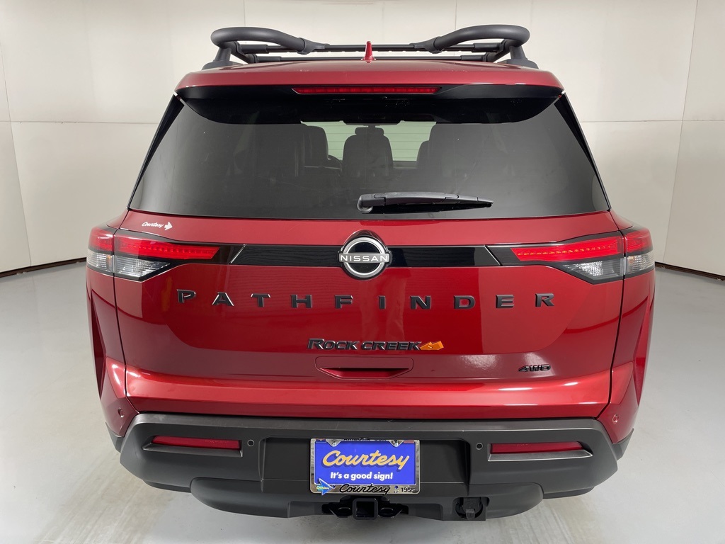 2023 Nissan Pathfinder Rock Creek photo 3