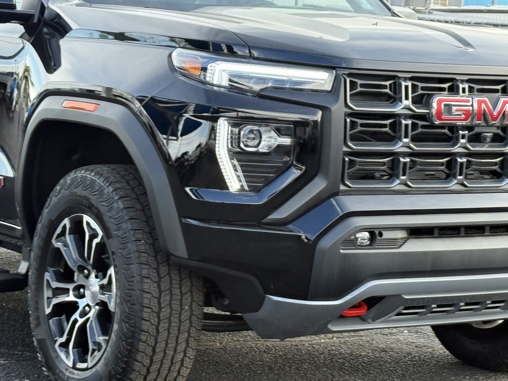 2025 Gmc Canyon AT4 photo 2