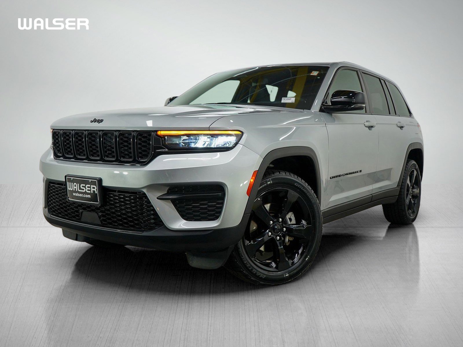 2023 Jeep Grand Cherokee Altitude's photo