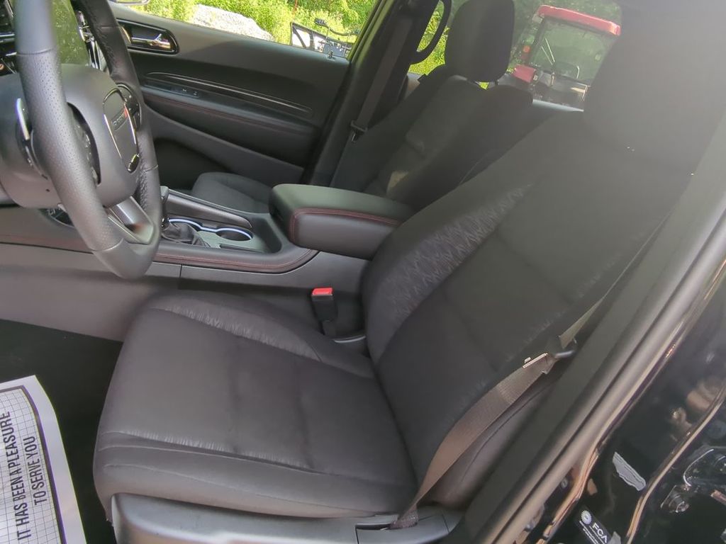 2025 Dodge Durango GT photo 3