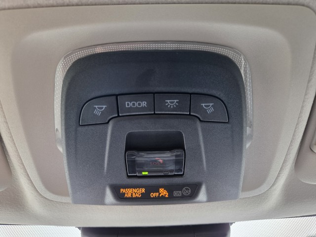 2024 Toyota Corolla Hybrid LE photo 32
