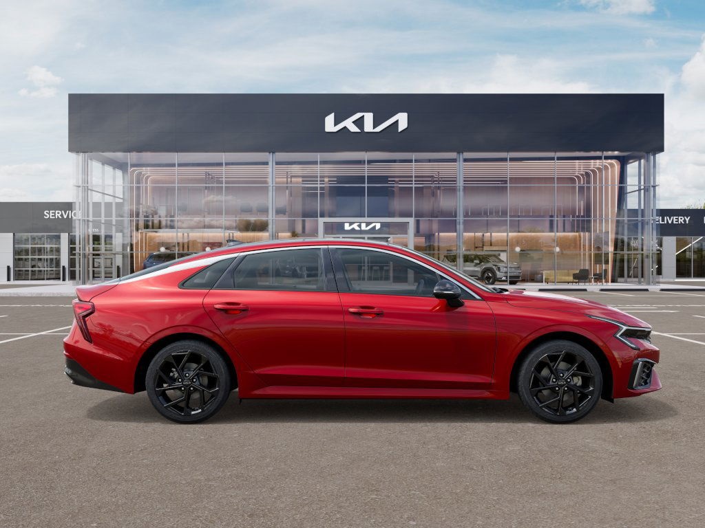 2026 Kia K5 GT-Line photo 6