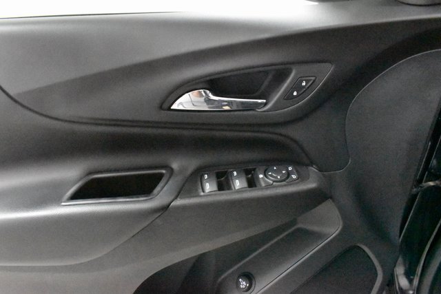 2020 Chevrolet Equinox LT photo 17