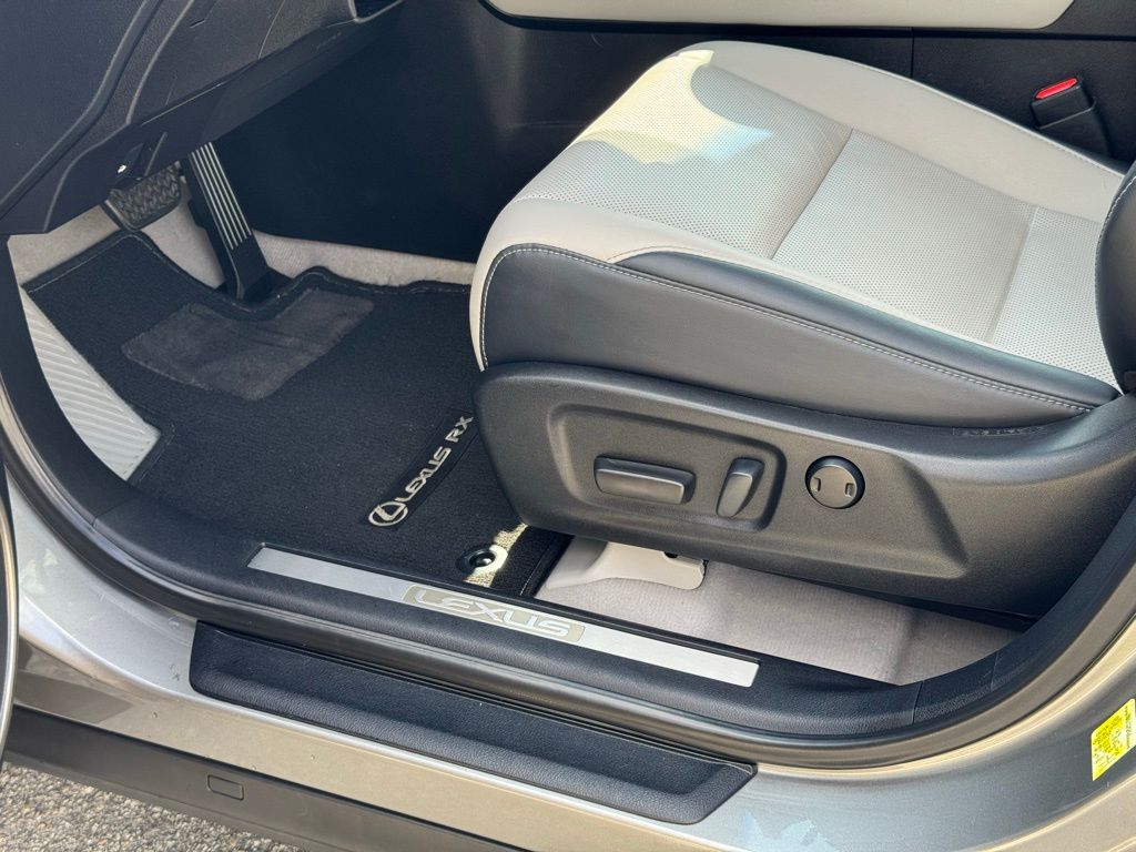 2019 Lexus RX 350 Premium photo 14