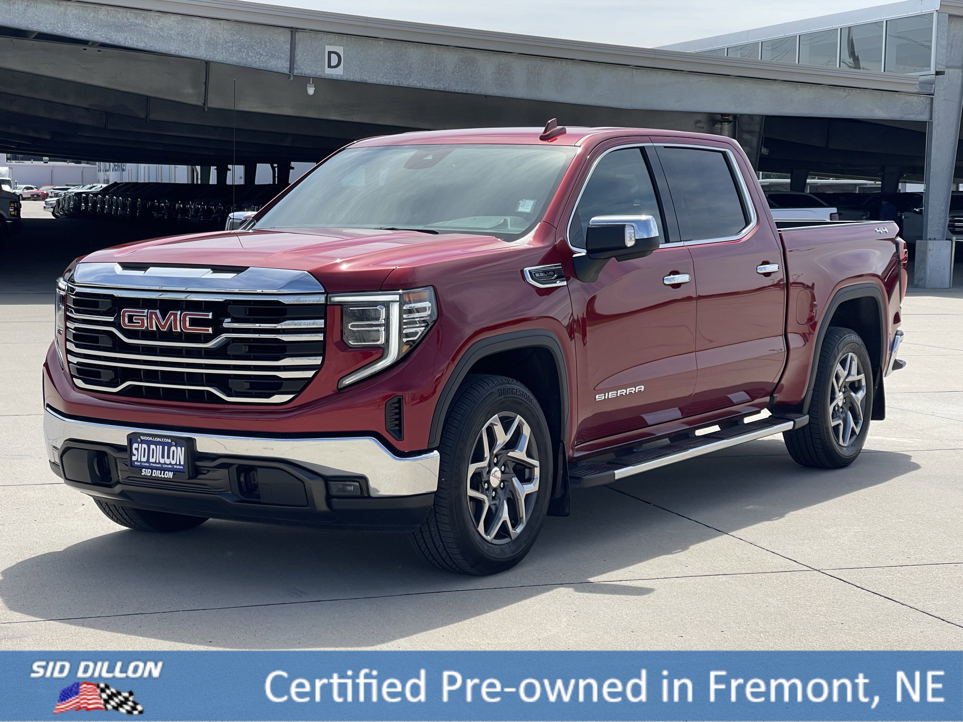 2023 GMC Sierra 1500 SLT's photo