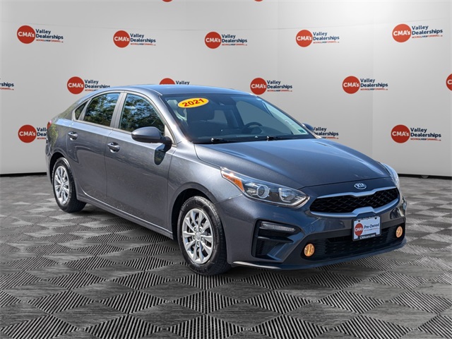2021 Kia Forte FE photo 3