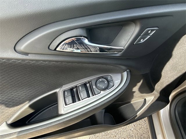 2022 Chevrolet Malibu RS photo 13