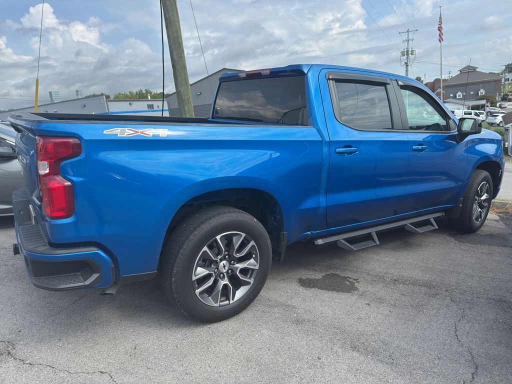 2023 Chevrolet Silverado 1500 RST photo 3