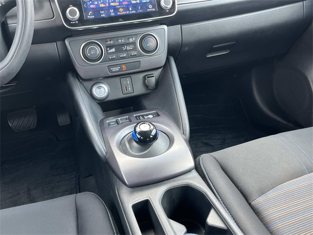2023 Nissan Leaf S photo 15