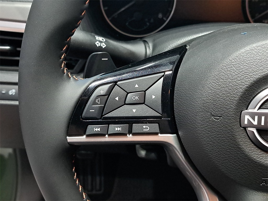 2025 Nissan Altima 2.5 SR photo 23
