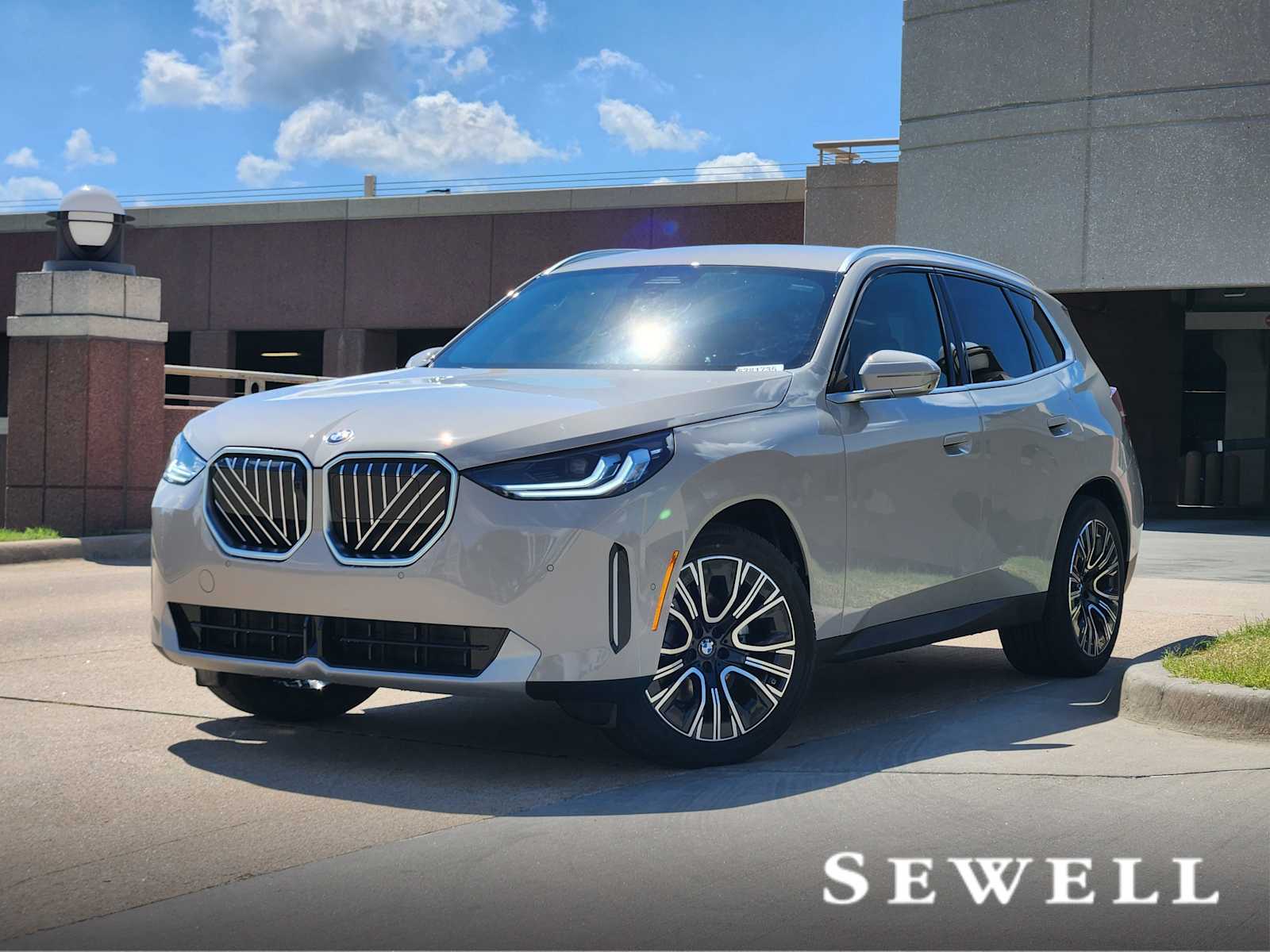 2026 BMW X3 30's photo