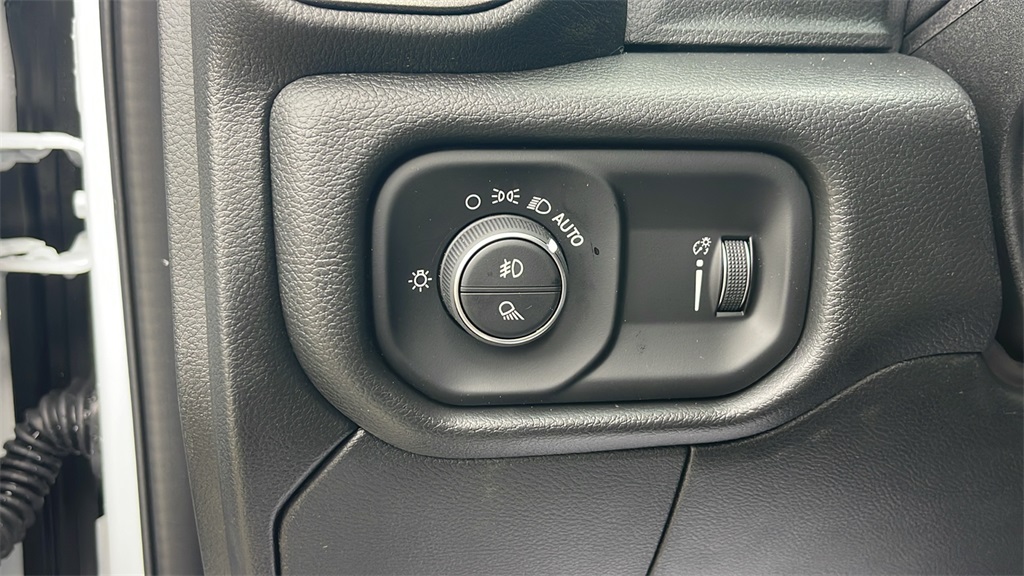 2026 Ram 2500 Tradesman photo 16