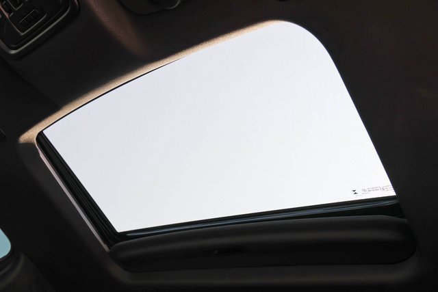 Used 2024 Summit White GMC AT4 image 15
