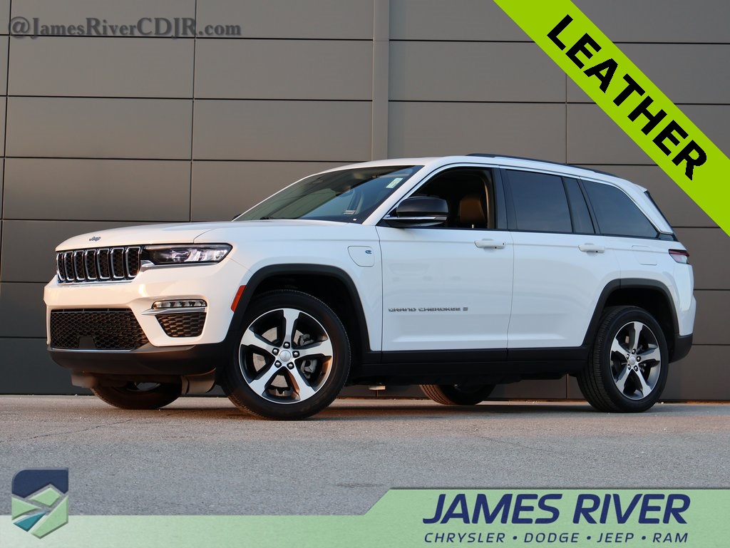 2022 Jeep Grand Cherokee 4xe's photo