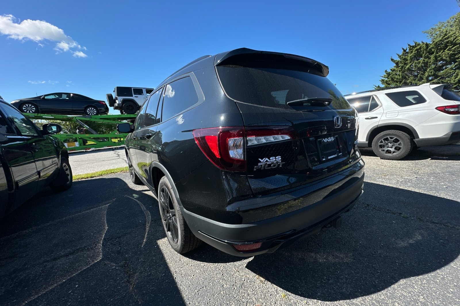 2022 Honda Pilot Black Edition photo 3