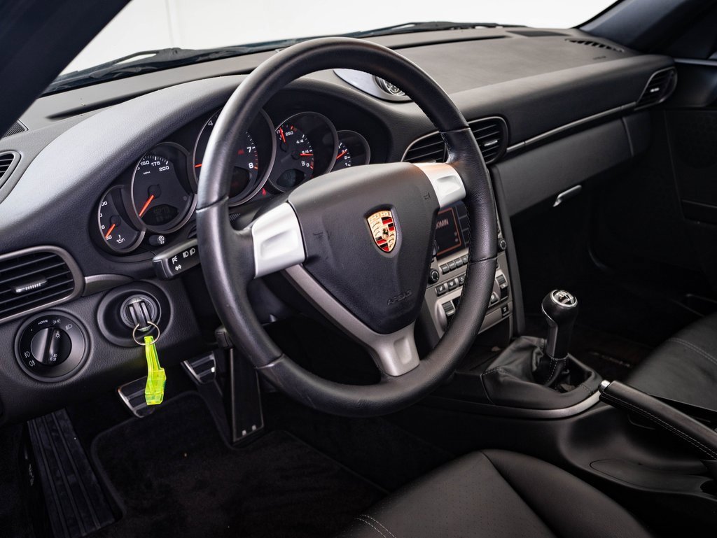 2005 Porsche 911 4S photo 4