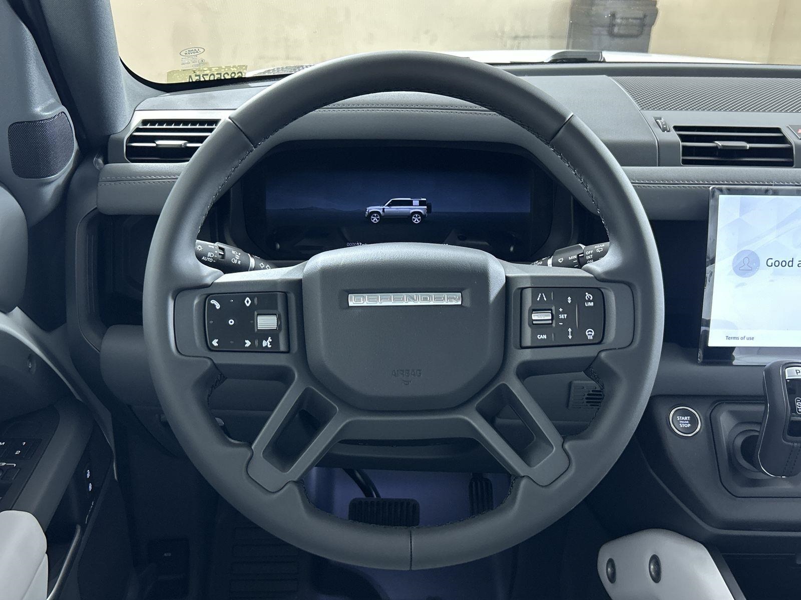 2025 Land Rover Defender 110 S photo 11