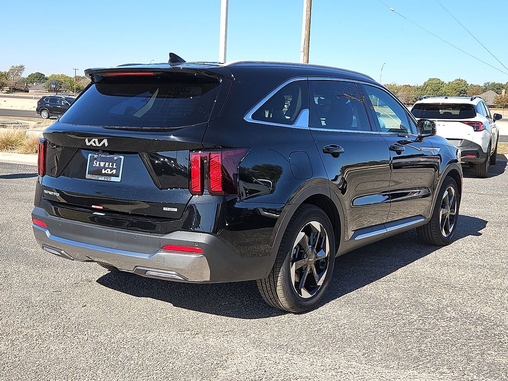 2026 Kia Sorento Plug-In Hybrid EX photo 3