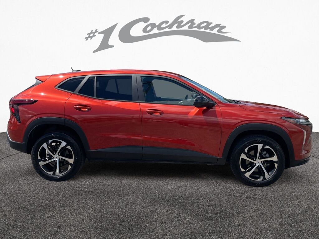 2024 Chevrolet Trax photo 8
