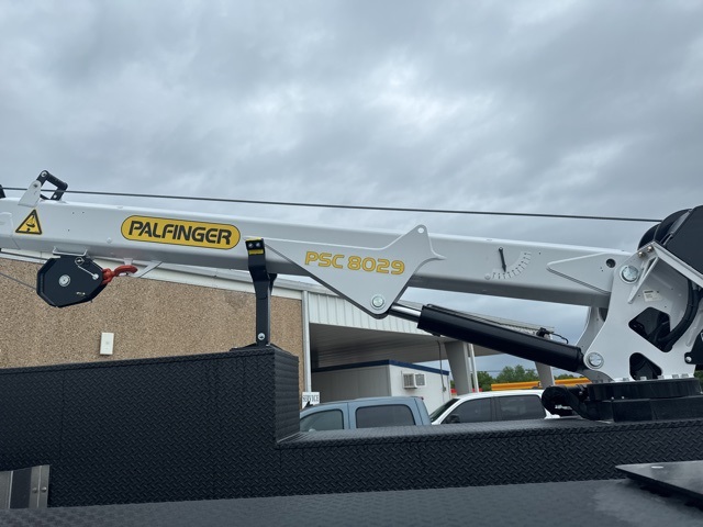 2024 Ram 5500 Tradesman photo 3