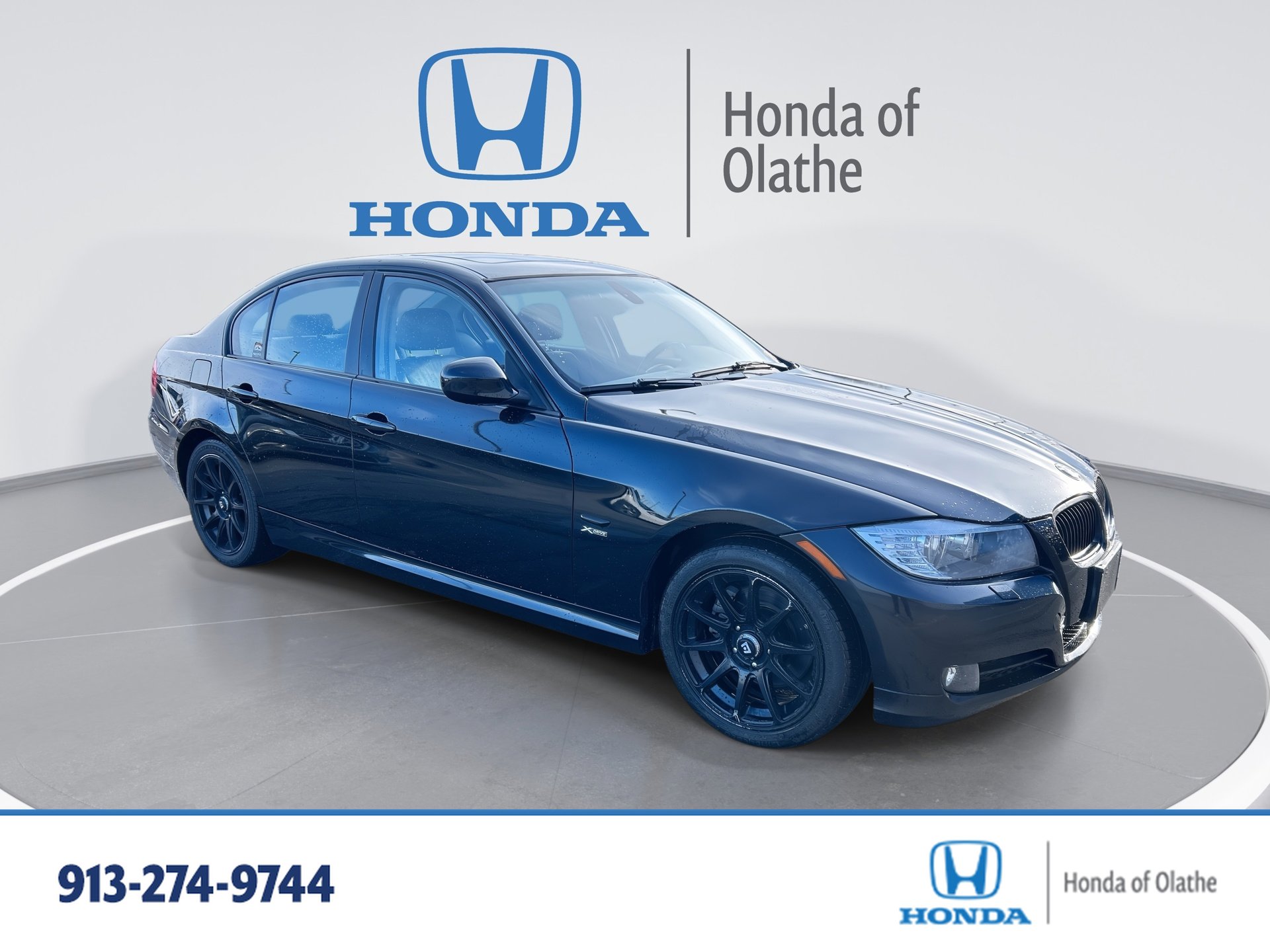 2011 BMW 3 Series 328i's photo