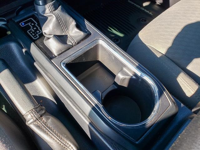 2020 Toyota Tacoma SR Access Cab photo 12