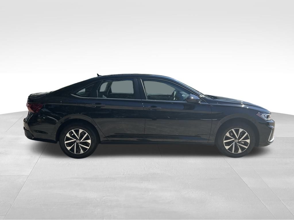 2025 Volkswagen Jetta 1.5T S photo 2