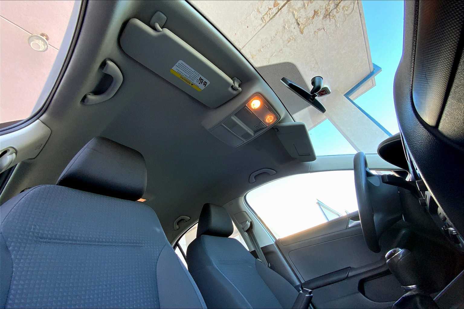 2015 Volkswagen Jetta 2.0 S photo 12