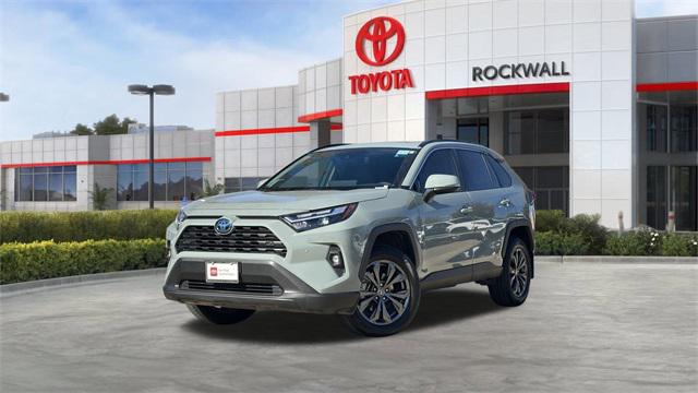 2023 Toyota RAV4 XLE Premium's photo