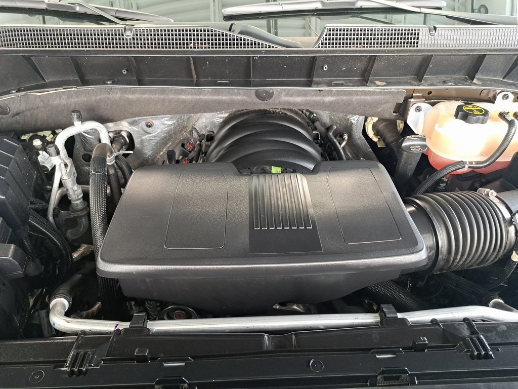 2025 Chevrolet Silverado 1500 LT photo 23