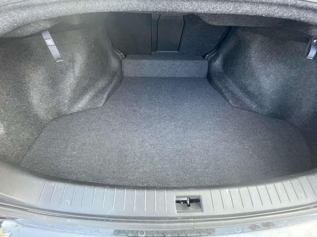 2024 Infiniti Q50 Red Sport 400 photo 9