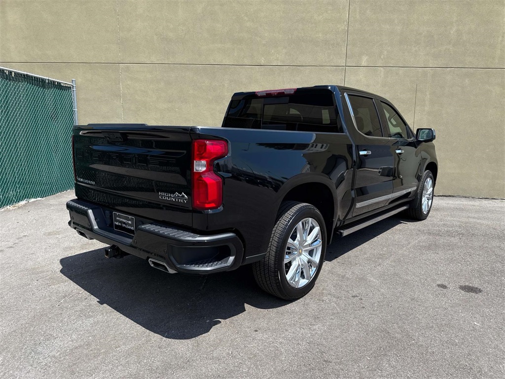 2023 Chevrolet Silverado 1500 High Country photo 9