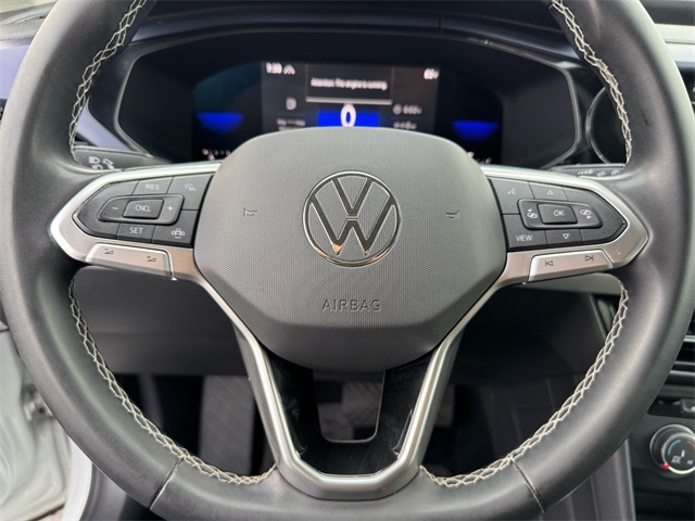 2022 Volkswagen Taos SE photo 16