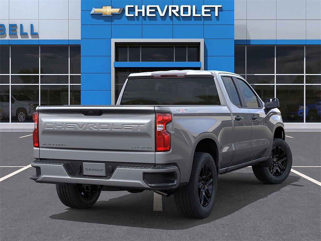 2026 Chevrolet Silverado 1500 Custom photo 3